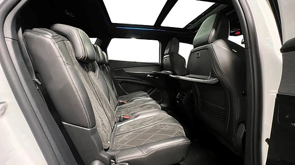 Peugeot 5008 18 of 30