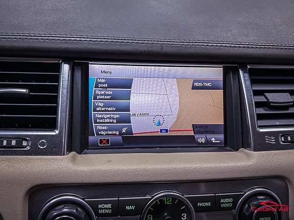 Land Rover Range Rover Sport 23 of 27
