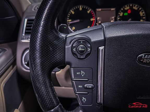 Land Rover Range Rover Sport 20 of 27