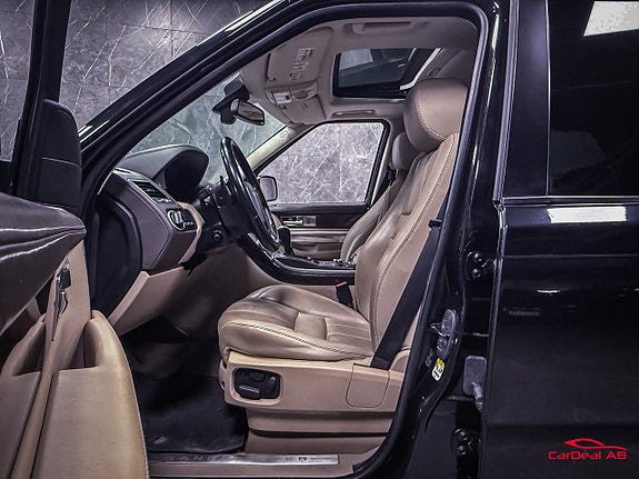 Land Rover Range Rover Sport 10 of 27