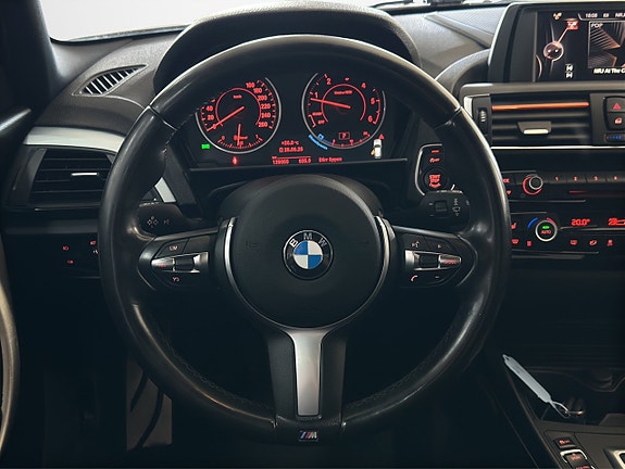 BMW 118d 16 of 25
