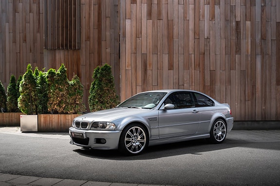 BMW M3 5 of 5