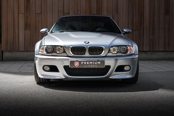 BMW M3 3 of 5
