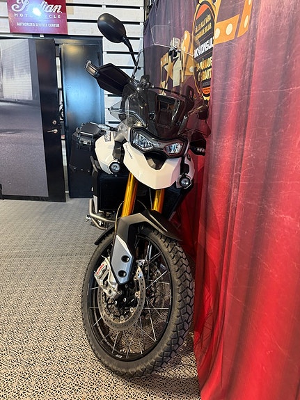 Triumph Tiger 900 Rally Pro 3 of 5