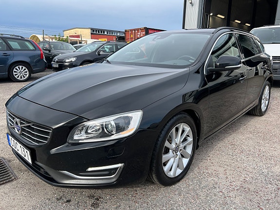 Volvo V60 3 of 5