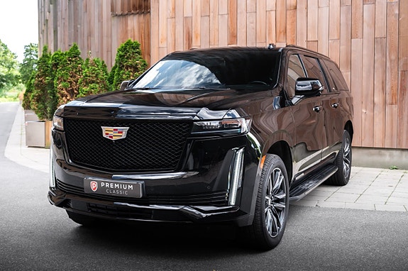 Cadillac Escalade 4 of 5