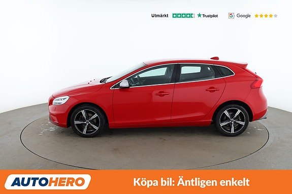 Volvo V40 2 of 5