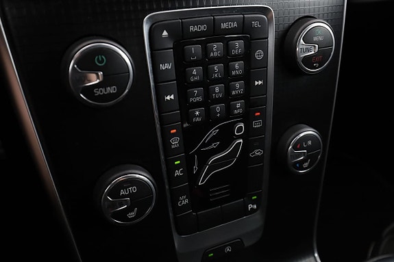 Volvo V40 22 of 30