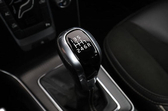 Volvo V40 24 of 30