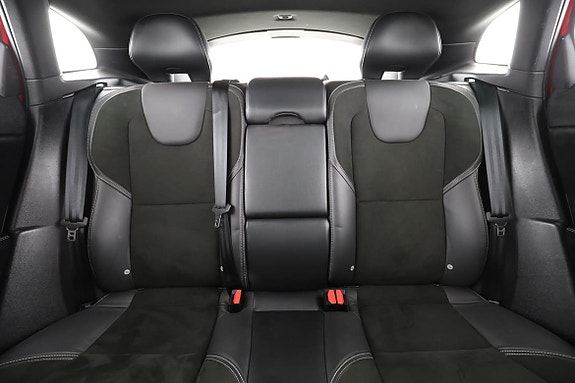 Volvo V40 16 of 30