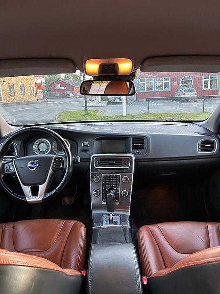 Volvo S60 10 of 13