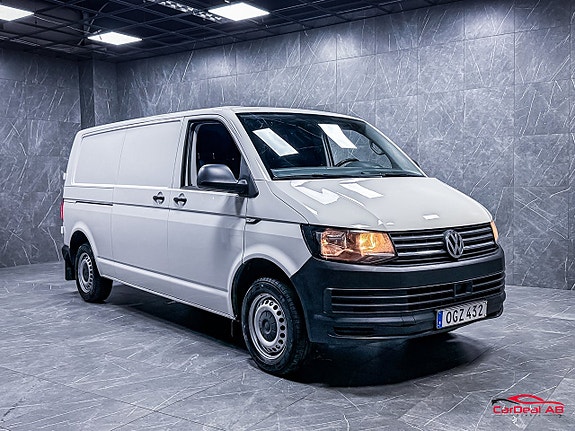 Volkswagen Transporter 9 of 21