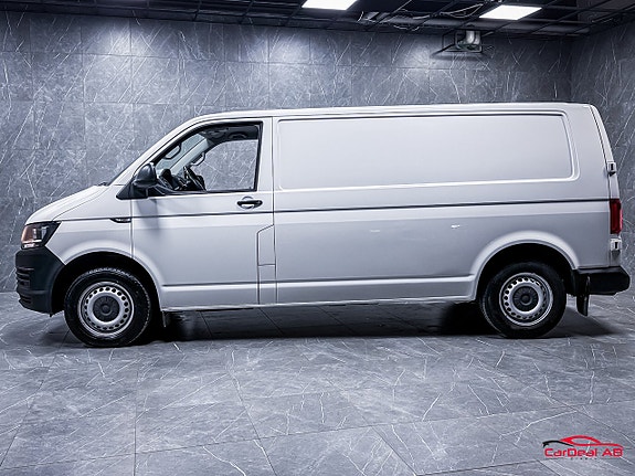 Volkswagen Transporter 4 of 5