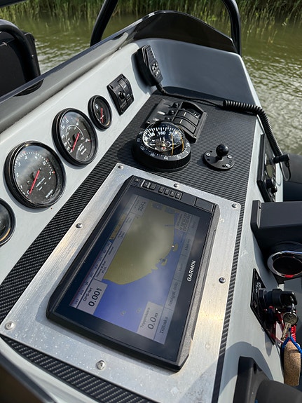 Stingray marine - Seacat 750 3 of 5