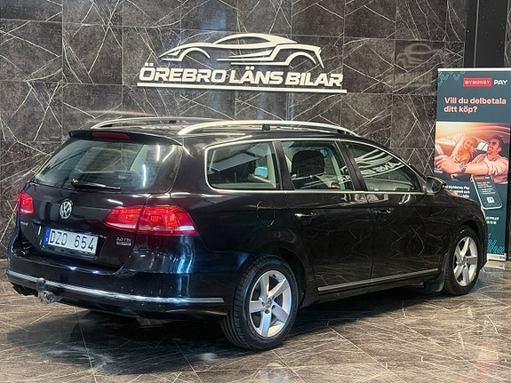 Volkswagen Passat 6 of 17