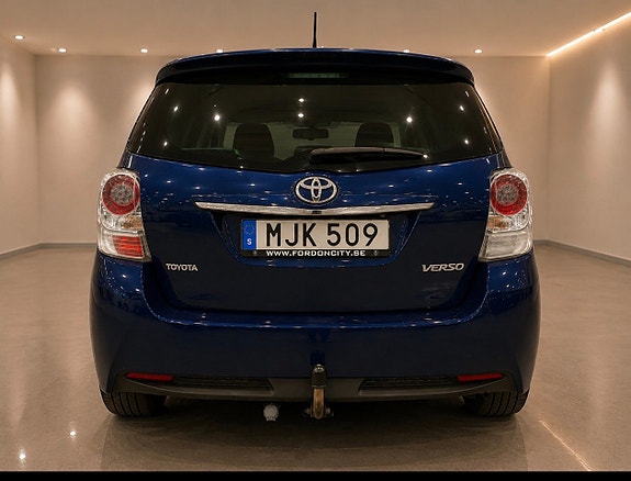 Toyota Verso 3 of 5
