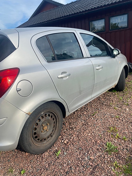 Opel Corsa 4 of 5