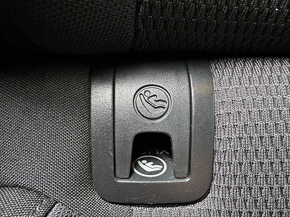 Volkswagen Golf VII 21 of 24