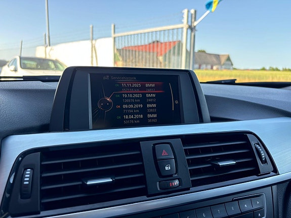 BMW 320d 23 of 29