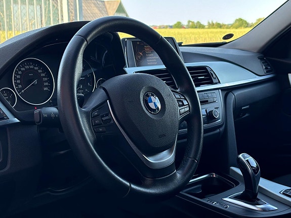 BMW 320d 8 of 29