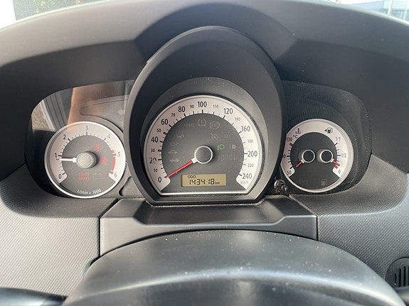 Kia Ceed 10 of 18