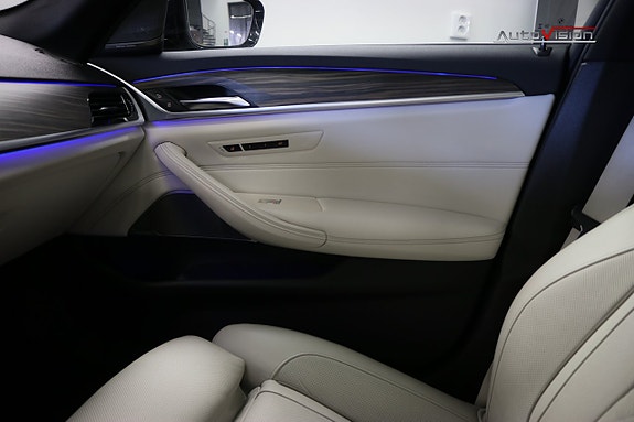 BMW 520 16 of 30