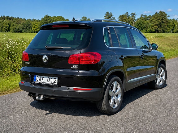 Volkswagen Tiguan 4 of 5