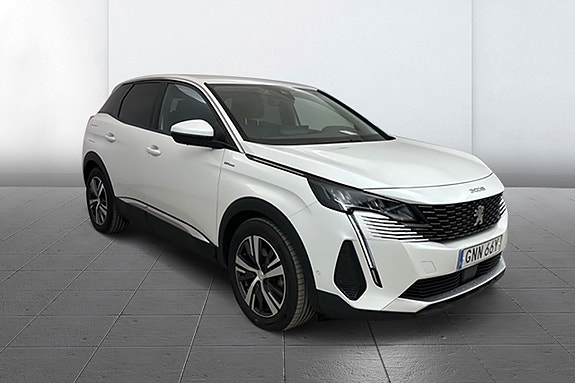 Peugeot 3008 3 of 5