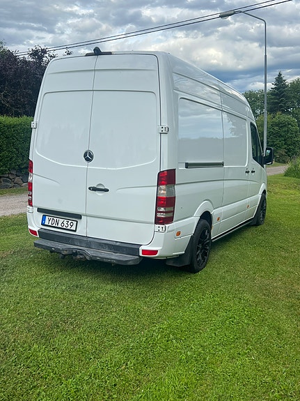 Mercedes-Benz Sprinter 316 4 of 5