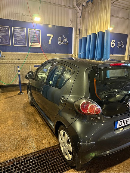 Toyota Aygo 4 of 5