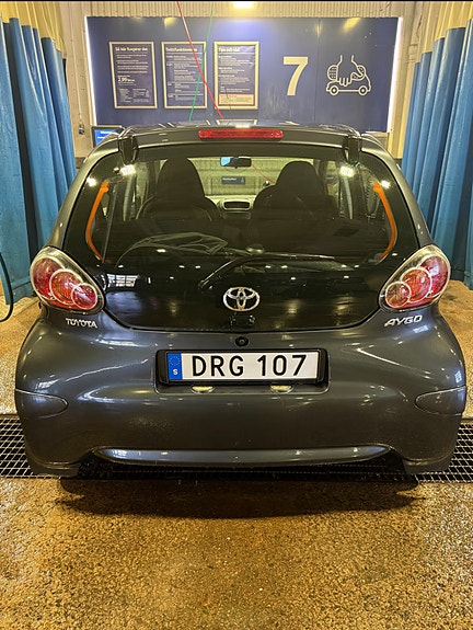 Toyota Aygo 3 of 5