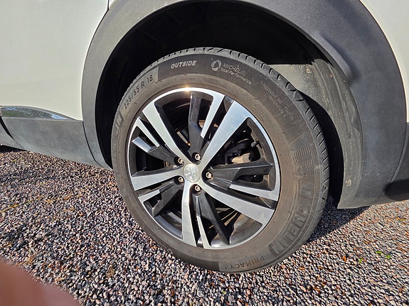 Peugeot 3008 5 of 5