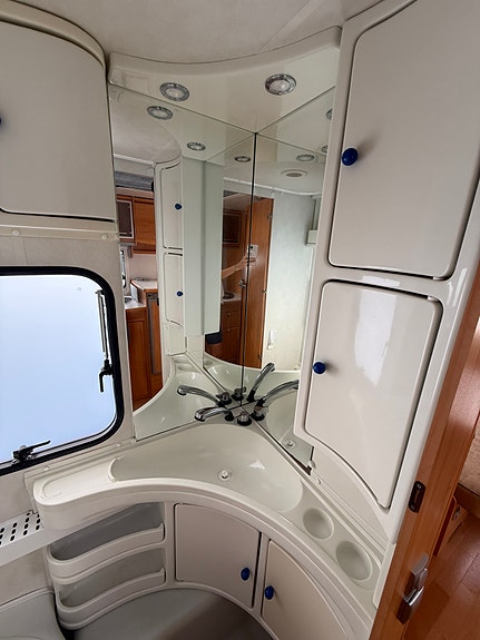 Adria 552 UL 18 of 27