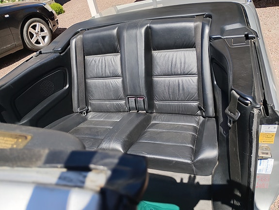 BMW 318i 9 of 11