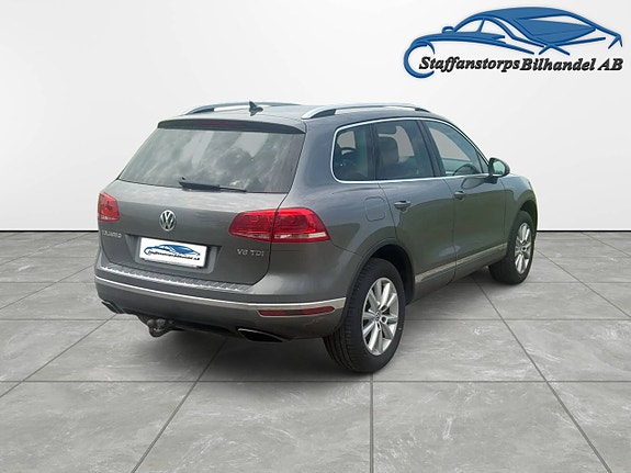 Volkswagen Touareg 5 of 5
