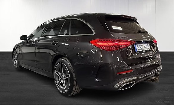 Mercedes-Benz C300 e 4 of 5