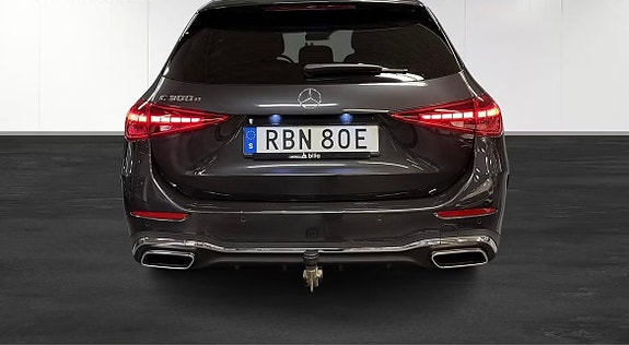 Mercedes-Benz C300 e 5 of 5