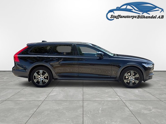 Volvo V90 Cross Country 4 of 5