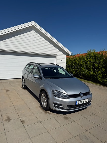 Volkswagen Golf VII 2 of 5