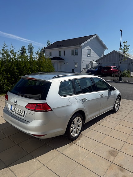Volkswagen Golf VII 5 of 5