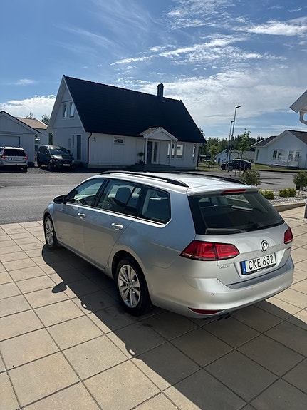 Volkswagen Golf VII 4 of 5