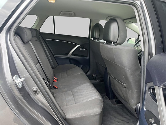 Toyota Avensis 6 of 11