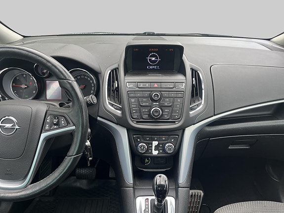 Opel Zafira Tourer 8 of 10