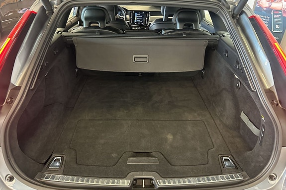 Volvo V90 17 of 30