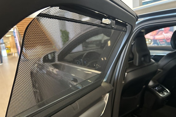 Volvo V90 13 of 30