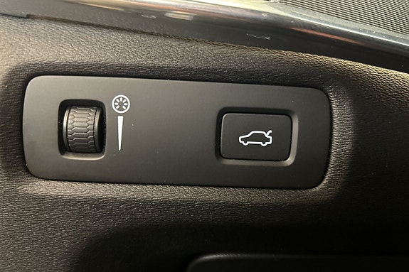 Volvo V90 23 of 30