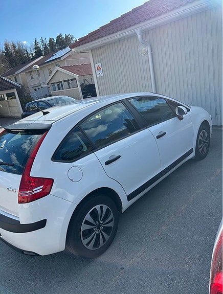 Citroen C4 2 of 5