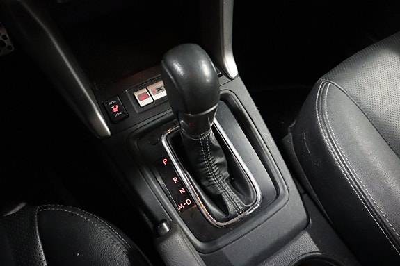 Subaru Forester 15 of 30
