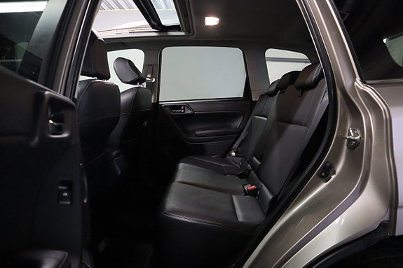 Subaru Forester 11 of 30