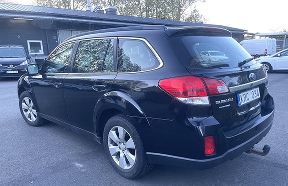Subaru Outback 11 of 19